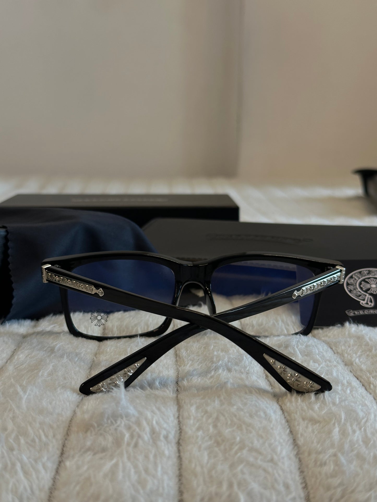 Lunar Square (Silver)